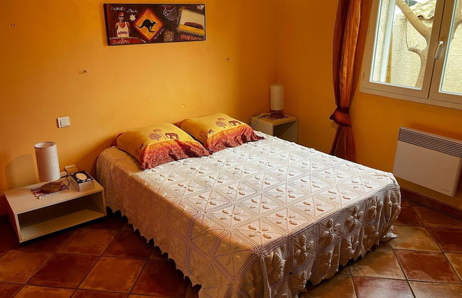Charming Holiday Home With Swimming Pool - Foto 2