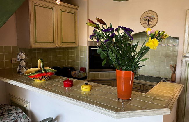 Charming Holiday Home With Swimming Pool - Foto 4