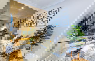 Foto 1 - Roseville SOHO and Suites by Nagisa Bali