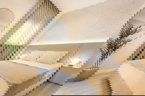 Foto 18 - Athenian Modern & Luxury Apartments