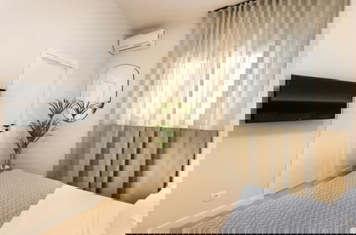 Foto 23 - Athenian Modern & Luxury Apartments