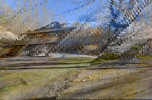 Foto 48 - Main+guest House, Private Pond, Views, Large Yard 20mins to Heart of Asheville