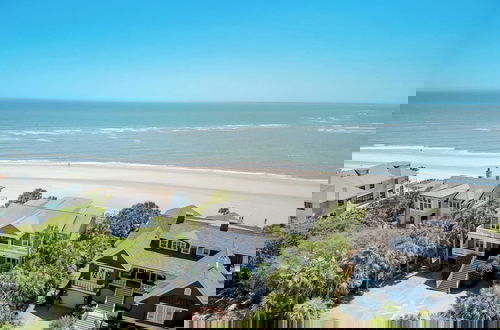 Foto 9 - 114 Ocean Boulevard by Avantstay Beachfront Infinity Pool Basketball Court Recently Renovated!