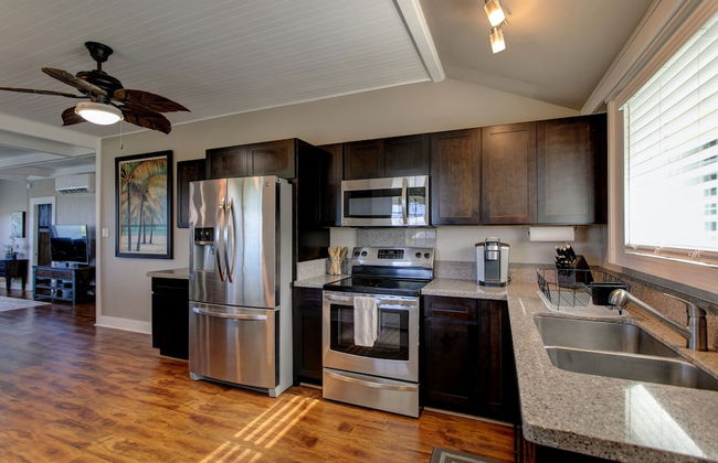 Makani Ea Home 2 Bedroom Home by RedAwning - Photo 5
