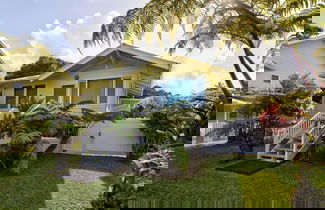 Foto 1 - Makani Ea Home 2 Bedroom Home by RedAwning