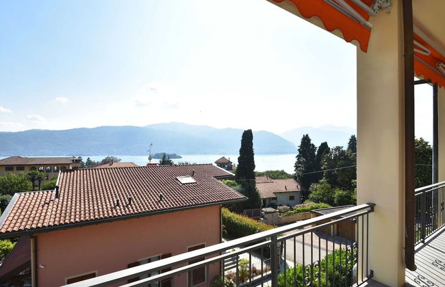 Apartment in a Prime Location on Lake Maggiore - Foto 1