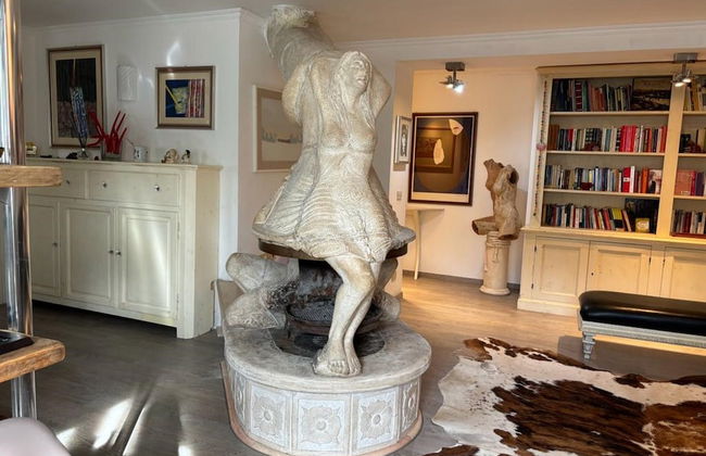 Beautiful Apartment Near Riviera - Photo 11