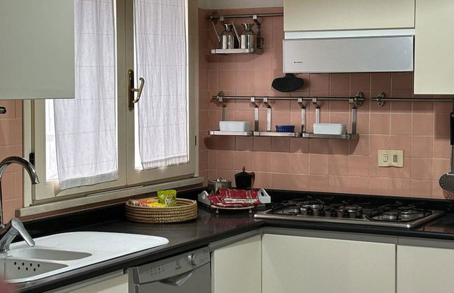 Beautiful Apartment Near Riviera - Photo 7
