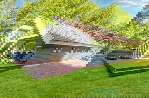 Foto 1 - 6 Person Holiday Home in Glesborg