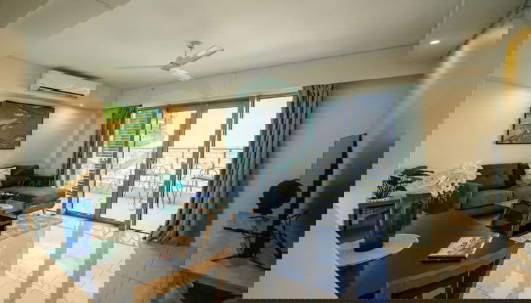 Photo 1 - Zen Ocean Pebble 1-br 1-ba Sea View Retreat