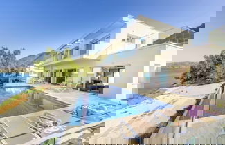 Foto 1 - Pomos Seashore Villa