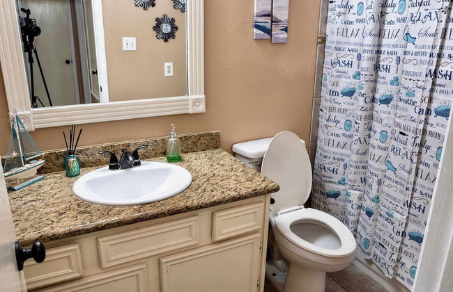 Katy Hideaway Charming 3 Bdr! - Foto 24