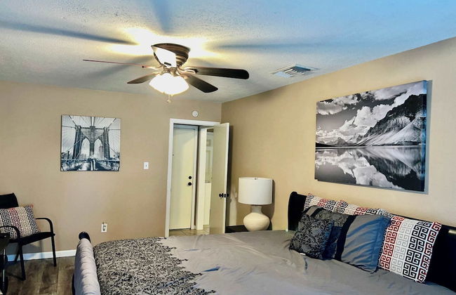 Katy Hideaway Charming 3 Bdr! - Foto 5