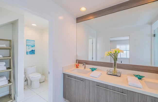 Private Rooftop + Steps to the Beach Chic Design Seaside Style by Avantstay - Foto 19