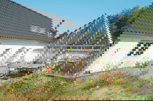 Foto 17 - 5 Person Holiday Home in Hojby