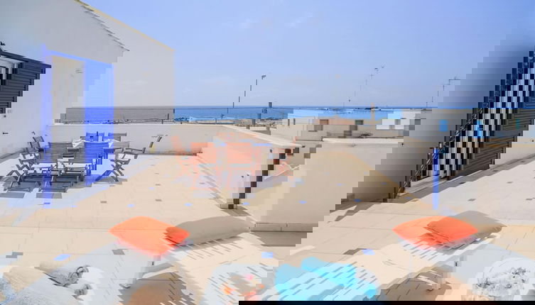 Foto 1 - Penthouse Azzurra Sea View Near Beach