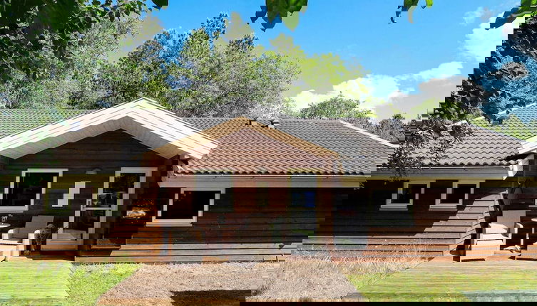 Foto 1 - 6 Person Holiday Home in Albaek