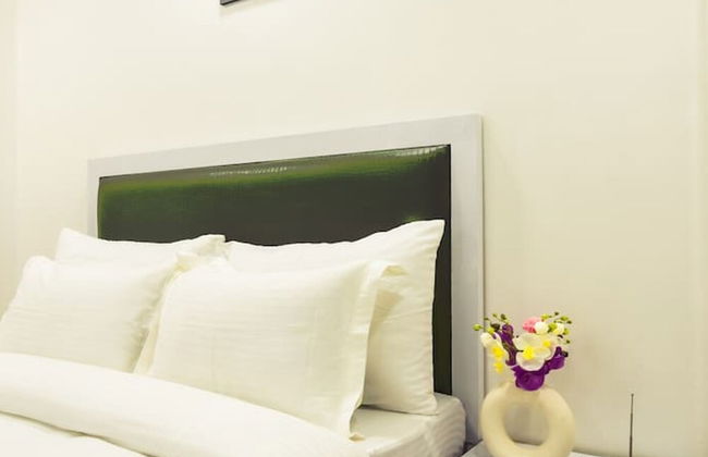 Modern Loft Overlooking Hills and Park - Foto 5