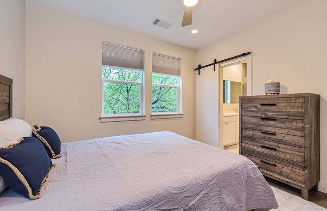 Off The Hook Austin + Chic 2Br Retreat + Firepit - Foto 4