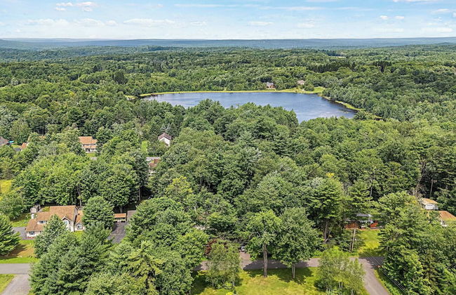 Birchwood by Avantstay Game Room + Lake Access - Foto 50