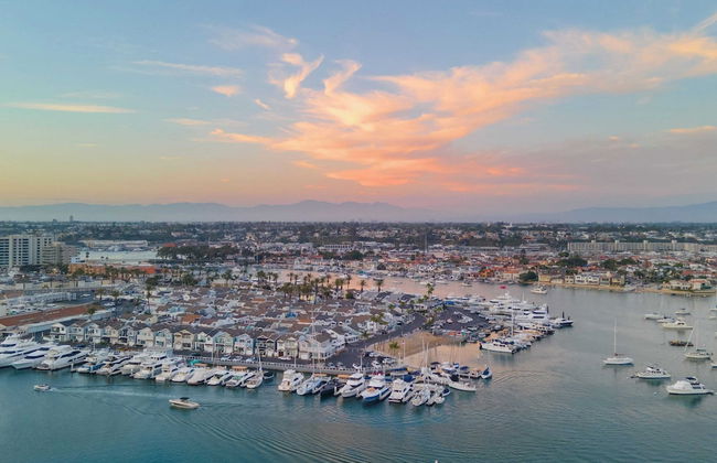 Shoreline Villa by Avantstay Steps to the Beach, Bay, & Pier! - Foto 51