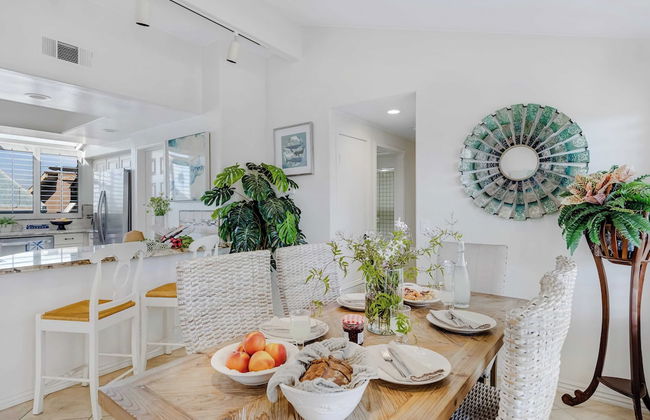 Shoreline Villa by Avantstay Steps to the Beach, Bay, & Pier! - Foto 5