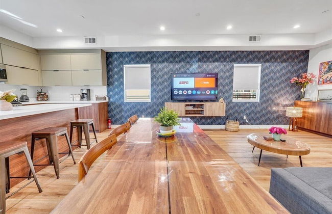 Luxurious Townhome - Foto 26