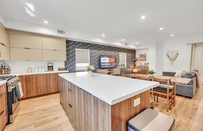 Luxurious Townhome - Foto 12