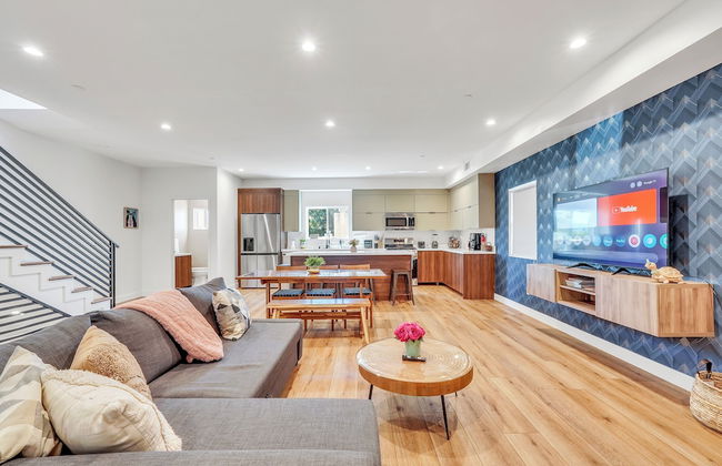 Luxurious Townhome - Foto 25