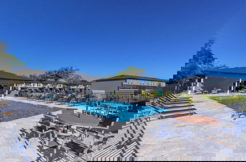 Foto 30 - Luxury Vacation Home With Splash Pool/bbq 03
