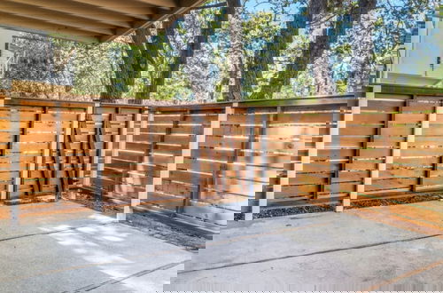 Photo 16 - Sharon Green Condominiums