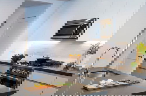 Photo 9 - Sharon Green Condominiums
