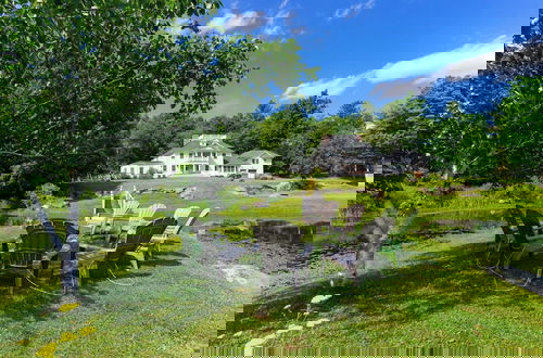 Foto 66 - Secluded Estate w/ Guest House, Private Pond, Gym, & Movie Theater Sunny Pond