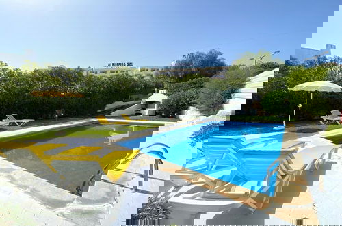 Foto 29 - Albufeira Vintage Design Villa With Pool