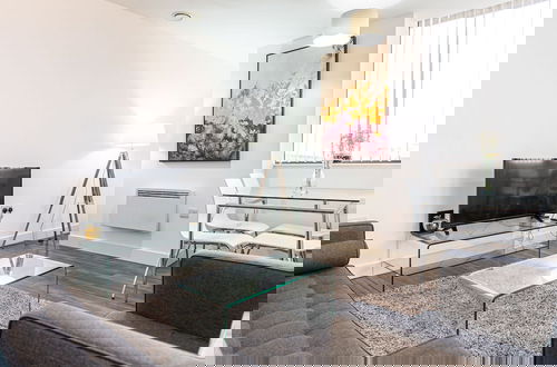 Foto 6 - Sevenstays Broadway Residences - One Bedroom