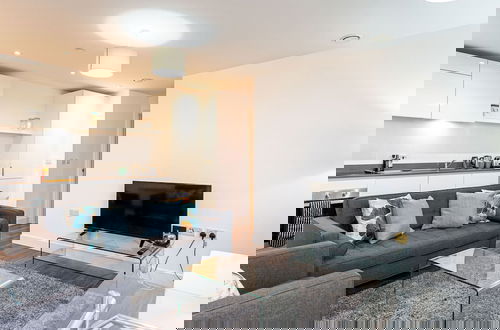 Foto 8 - Sevenstays Broadway Residences - One Bedroom