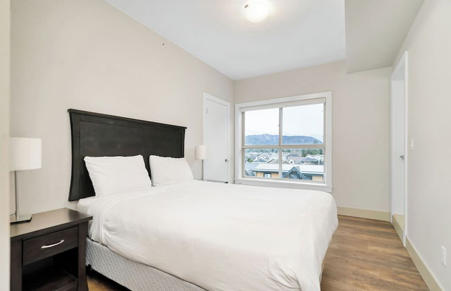 3BR Lakeside Penthouse Retreat - Foto 5