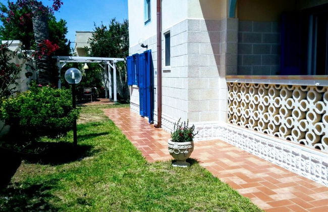 Apartment For 2 - 4 People Just 100m From the Sandy Sea - Photo 15