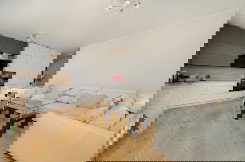 Foto 10 - Spacious Apartment for 6 by Renters