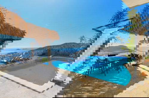 Foto 2 - Sea View Villa - Private Pool- 7 min to Beach