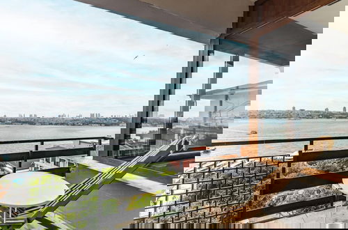 Foto 4 - Duplex Flat w Panoramic Bosphorus View and Terrace