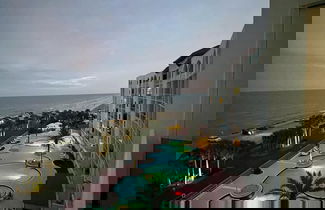 Foto 1 - Unique Beachfront Condo With Exceptional Views