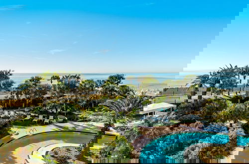 Foto 32 - Unique Beachfront Condo With Exceptional Views