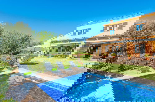 Photo 3 - Sa Conca in Manacor With 6 Bedrooms and 4 Bathrooms