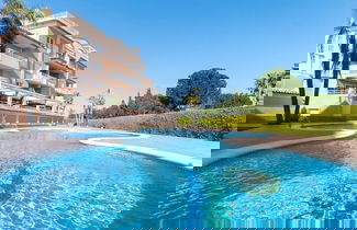 Foto 3 - Camelot in Oliva With 1 Bedrooms and 1 Bathrooms