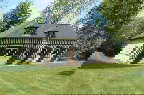 Foto 41 - Holiday Home in Le Mesnil sur Blangy