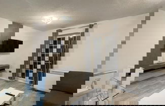 Photo 1 - Cosy Cardiff Apartment Near City Centre