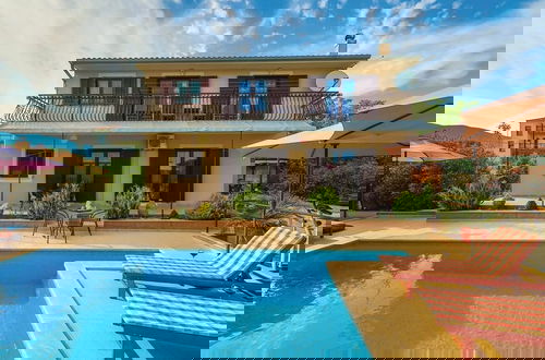 Photo 20 - Mediterranean Stylish Villa With Pool in Kastel Stari