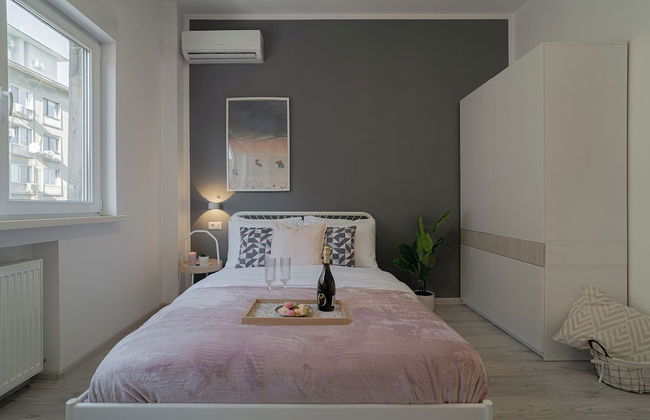 Central 4BR Flat - 2 Units Combined with Balconies, Near Cismigiu, 2 Kitchens & 2 Baths - Foto 15