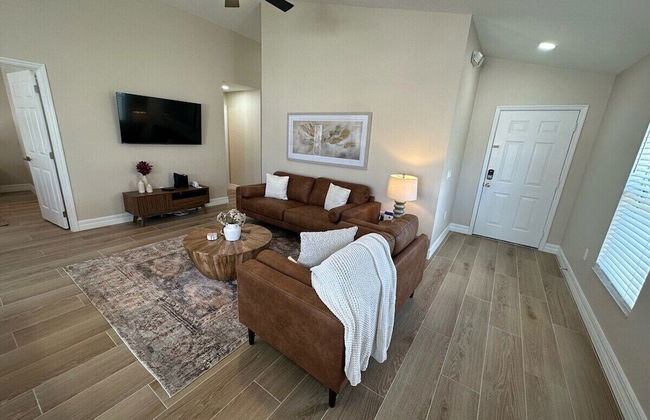 Completely Updated Villa, Private Pool, Beautiful! - Foto 10